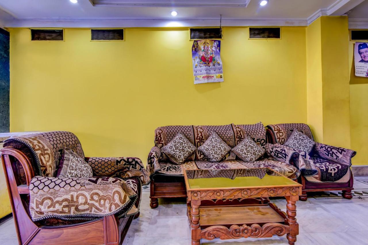 OYO 63538 Hotel Lotus 1 Khanapara Buitenkant foto