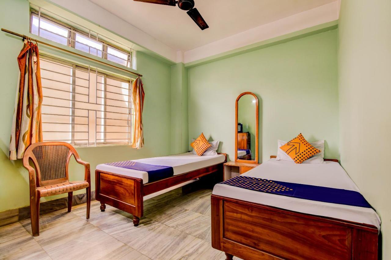 OYO 63538 Hotel Lotus 1 Khanapara Kamer foto
