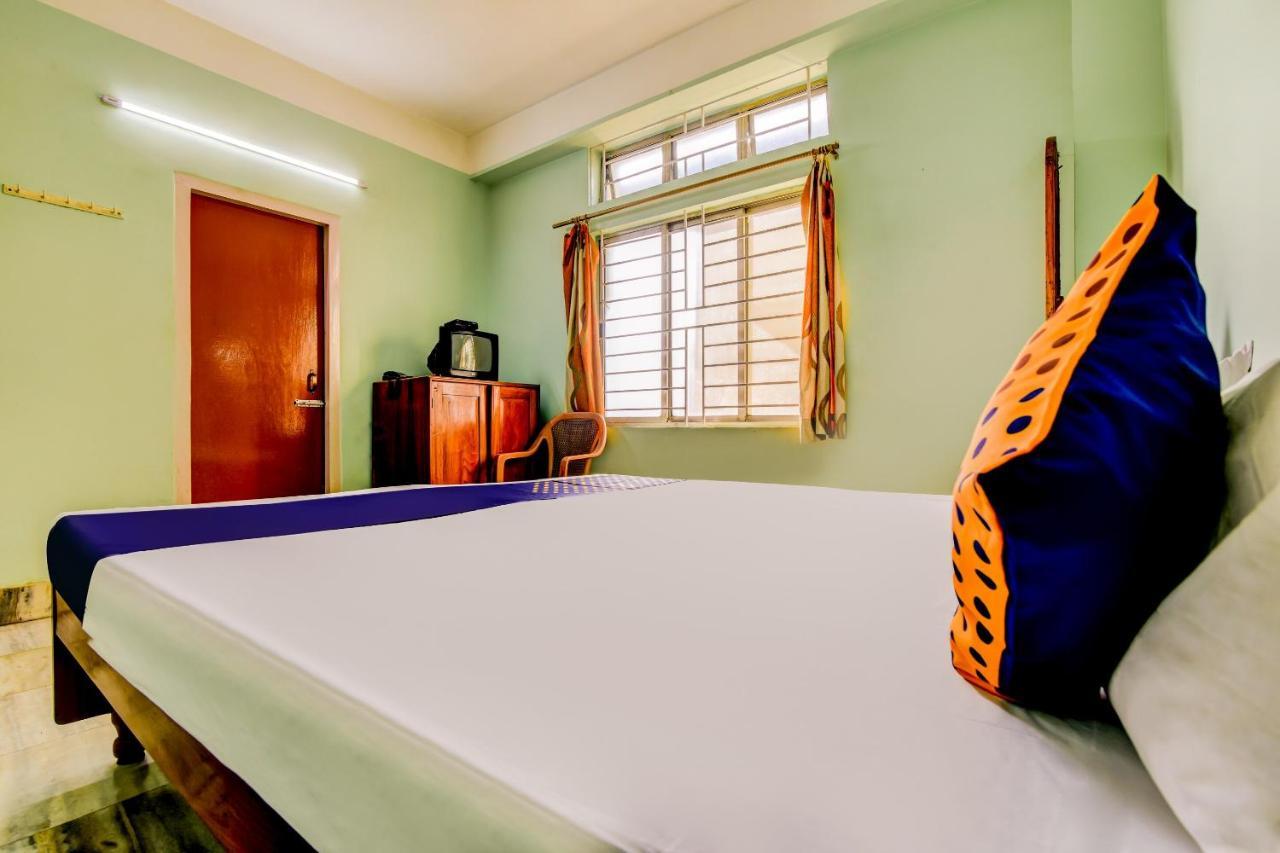 OYO 63538 Hotel Lotus 1 Khanapara Kamer foto
