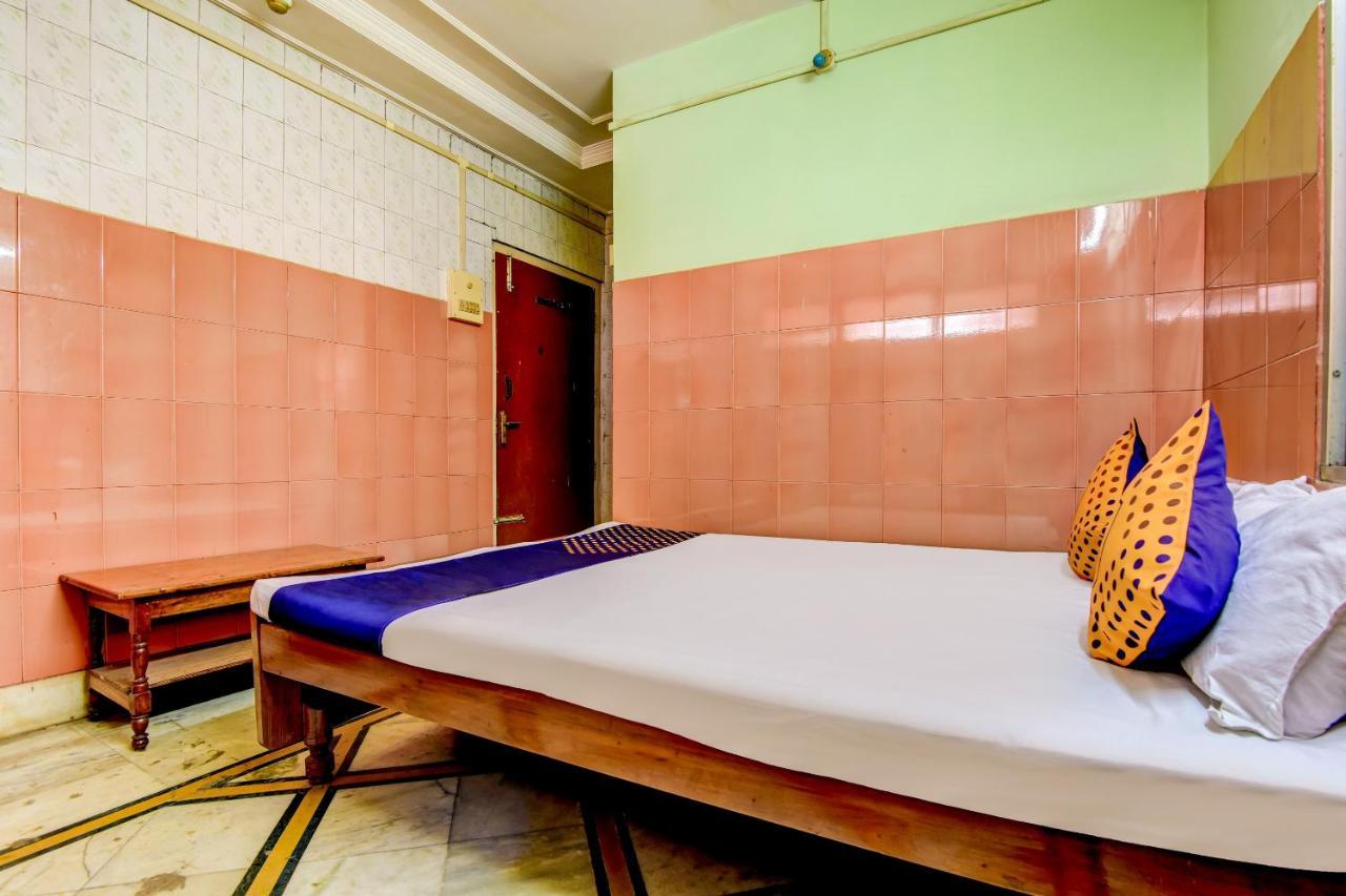 OYO 63538 Hotel Lotus 1 Khanapara Buitenkant foto